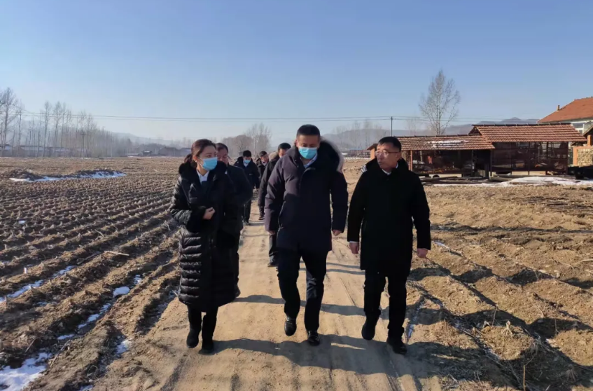 践行国企担当，助力乡村振兴--qy球友会官网集团、温泉集团前往驻村工作队走访慰问
