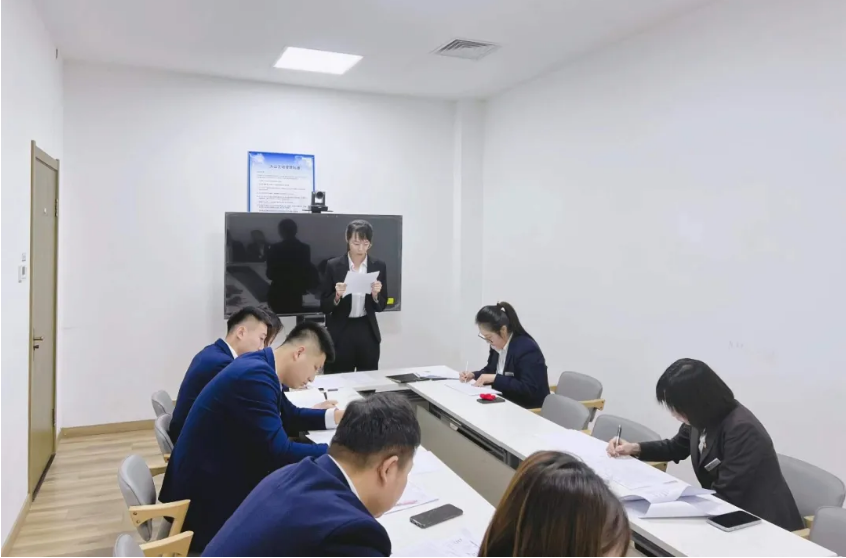 踔厉奋发 笃行不怠——qy球友会官网文化公司召开2021年度在职员工述职测评会议