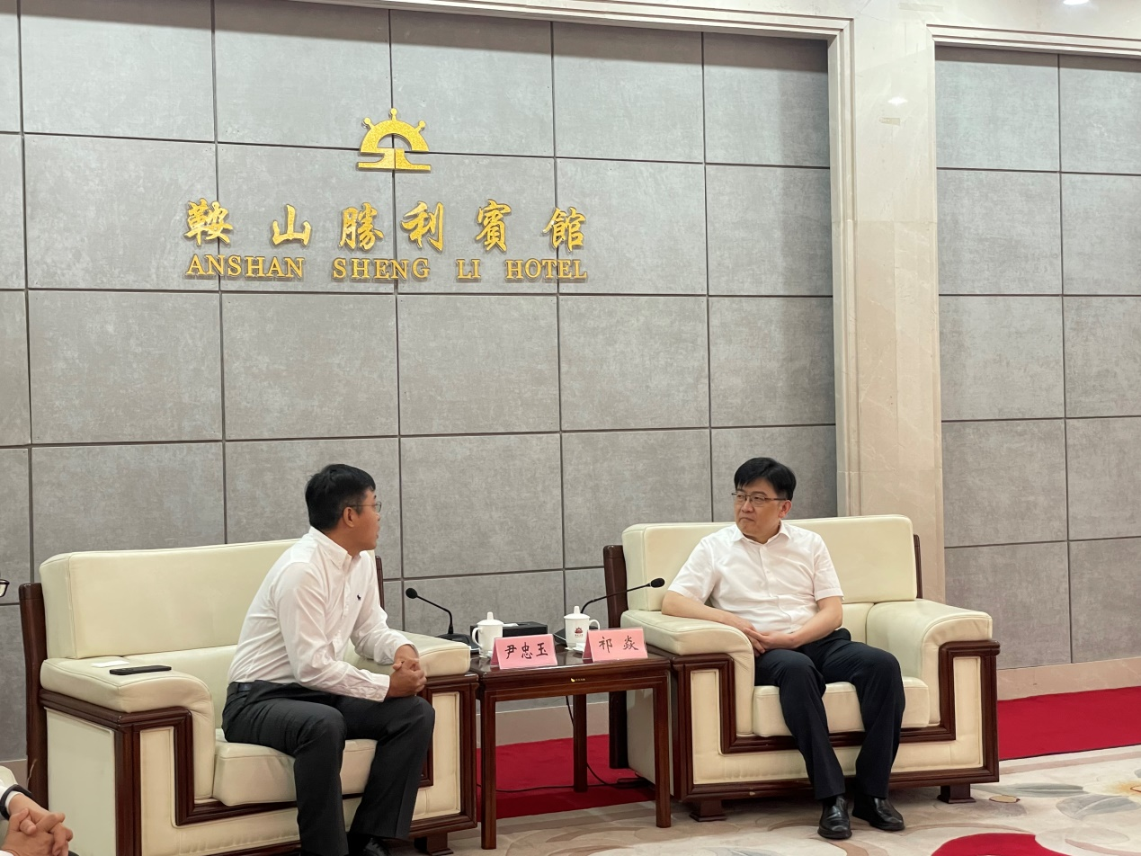 qy球友会官网集团与京东集团签定战略协议助力鞍山全面振兴新突破
